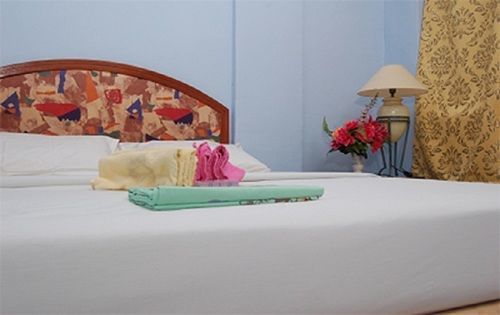 קואלה לומפור Casavilla Travellers Lodge מראה חיצוני תמונה